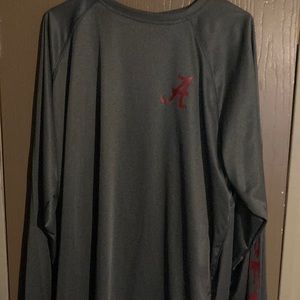 Grey Alabama Columbia shirt got as a gift never wore was to small is a XL